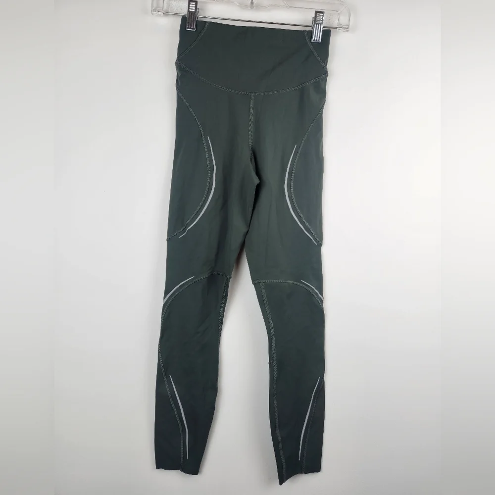 Lululemon Base Pace High-Rise Rise Green Leggings Ankle Length Size 2